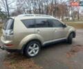 Бежевий Міцубісі Аутлендер, об'ємом двигуна 3 л та пробігом 245 тис. км за 8600 $, фото 3 на Automoto.ua