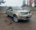 Бежевий Міцубісі Аутлендер, об'ємом двигуна 3 л та пробігом 245 тис. км за 8600 $, фото 1 на Automoto.ua