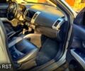 Бежевий Міцубісі Аутлендер, об'ємом двигуна 3 л та пробігом 295 тис. км за 9600 $, фото 5 на Automoto.ua