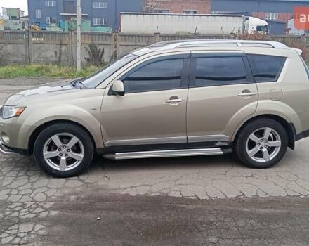 Бежевий Міцубісі Аутлендер, об'ємом двигуна 2.36 л та пробігом 282 тис. км за 7800 $, фото 2 на Automoto.ua