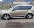 Бежевий Міцубісі Аутлендер, об'ємом двигуна 2.36 л та пробігом 282 тис. км за 7800 $, фото 2 на Automoto.ua