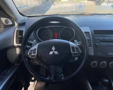 Мицубиси Аутлендер 2007 в Киеве на Automoto.ua Бежевый Мицубиси Аутлендер, объемом двигателя 3 л и пробегом 358 тыс. км за 9900 $, фото 16 на Automoto.ua