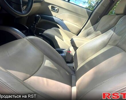 Бежевий Міцубісі Аутлендер, об'ємом двигуна 2.2 л та пробігом 173 тис. км за 8950 $, фото 5 на Automoto.ua