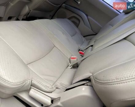 Бежевый Мицубиси Аутлендер, объемом двигателя 3 л и пробегом 178 тыс. км за 9450 $, фото 37 на Automoto.ua