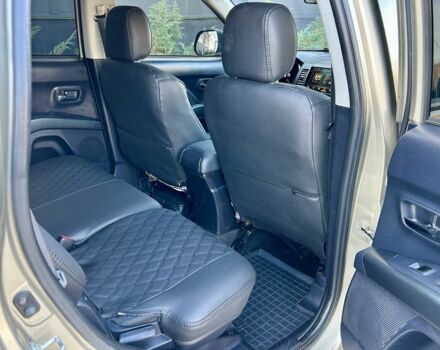 Бежевый Мицубиси Аутлендер, объемом двигателя 2.4 л и пробегом 226 тыс. км за 8999 $, фото 14 на Automoto.ua