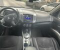Бежевый Мицубиси Аутлендер, объемом двигателя 2.4 л и пробегом 290 тыс. км за 6950 $, фото 8 на Automoto.ua