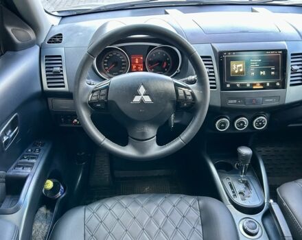 Бежевый Мицубиси Аутлендер, объемом двигателя 2.4 л и пробегом 226 тыс. км за 8999 $, фото 13 на Automoto.ua