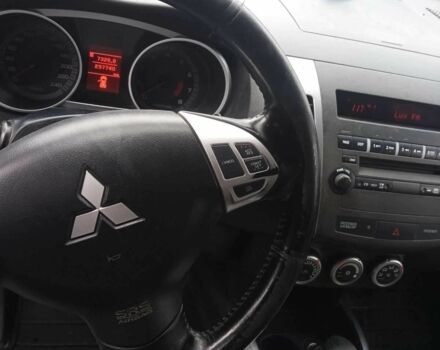Бежевий Міцубісі Аутлендер, об'ємом двигуна 2.4 л та пробігом 290 тис. км за 6800 $, фото 5 на Automoto.ua