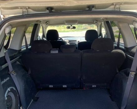 Бежевый Мицубиси Аутлендер, объемом двигателя 2 л и пробегом 303 тыс. км за 6500 $, фото 4 на Automoto.ua