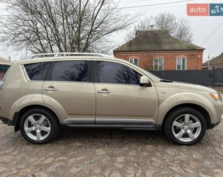 Бежевый Мицубиси Аутлендер, объемом двигателя 3 л и пробегом 178 тыс. км за 9450 $, фото 10 на Automoto.ua