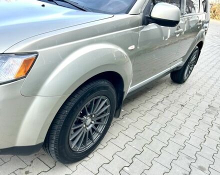 Бежевый Мицубиси Аутлендер, объемом двигателя 2.4 л и пробегом 226 тыс. км за 8999 $, фото 10 на Automoto.ua