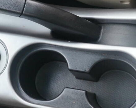 Бежевий Міцубісі Аутлендер, об'ємом двигуна 2.36 л та пробігом 207 тис. км за 10800 $, фото 57 на Automoto.ua