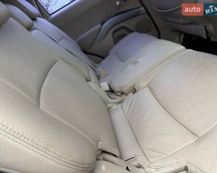 Бежевый Мицубиси Аутлендер, объемом двигателя 3 л и пробегом 178 тыс. км за 9450 $, фото 43 на Automoto.ua