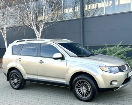 Бежевый Мицубиси Аутлендер, объемом двигателя 2.4 л и пробегом 226 тыс. км за 8999 $, фото 3 на Automoto.ua