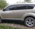 Бежевий Міцубісі Аутлендер, об'ємом двигуна 2 л та пробігом 330 тис. км за 9100 $, фото 1 на Automoto.ua