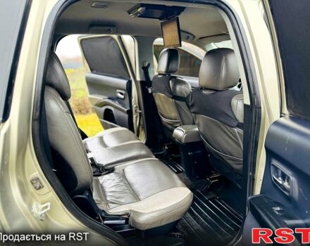 Бежевый Мицубиси Аутлендер, объемом двигателя 2.4 л и пробегом 107 тыс. км за 9900 $, фото 10 на Automoto.ua