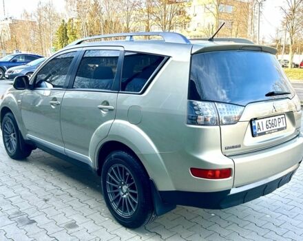 Бежевый Мицубиси Аутлендер, объемом двигателя 2.4 л и пробегом 226 тыс. км за 8999 $, фото 5 на Automoto.ua