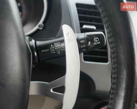 Бежевий Міцубісі Аутлендер, об'ємом двигуна 2.36 л та пробігом 207 тис. км за 10800 $, фото 67 на Automoto.ua