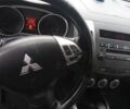 Бежевий Міцубісі Аутлендер, об'ємом двигуна 2.4 л та пробігом 290 тис. км за 6800 $, фото 4 на Automoto.ua