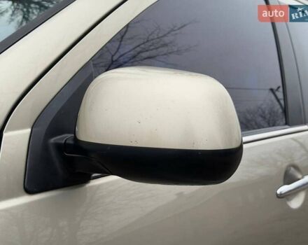 Бежевый Мицубиси Аутлендер, объемом двигателя 3 л и пробегом 178 тыс. км за 9450 $, фото 7 на Automoto.ua