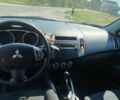 Бежевый Мицубиси Аутлендер, объемом двигателя 2 л и пробегом 303 тыс. км за 6500 $, фото 7 на Automoto.ua