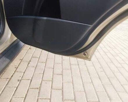 Бежевый Мицубиси Аутлендер, объемом двигателя 2.36 л и пробегом 200 тыс. км за 8300 $, фото 43 на Automoto.ua