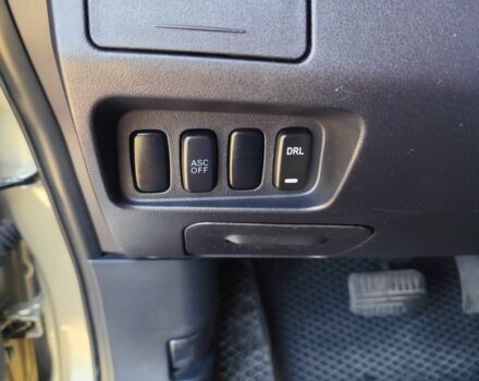 Бежевий Міцубісі Аутлендер, об'ємом двигуна 2.4 л та пробігом 281 тис. км за 8500 $, фото 11 на Automoto.ua