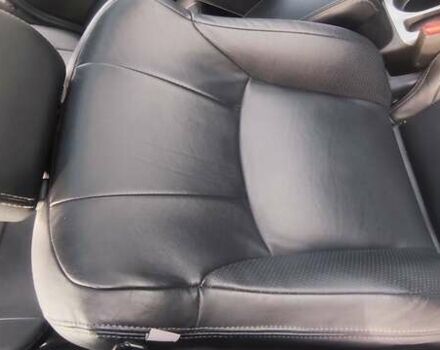 Бежевый Мицубиси Аутлендер, объемом двигателя 2.36 л и пробегом 200 тыс. км за 8300 $, фото 39 на Automoto.ua