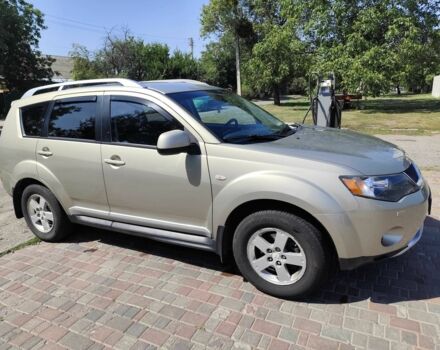 Бежевий Міцубісі Аутлендер, об'ємом двигуна 2.4 л та пробігом 281 тис. км за 8500 $, фото 7 на Automoto.ua