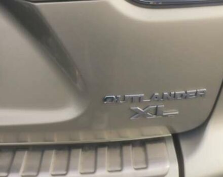 Бежевый Мицубиси Аутлендер, объемом двигателя 2.36 л и пробегом 200 тыс. км за 8300 $, фото 14 на Automoto.ua