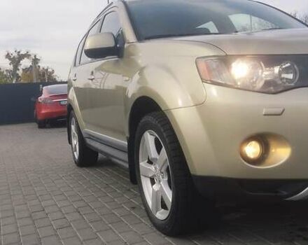 Бежевый Мицубиси Аутлендер, объемом двигателя 2.36 л и пробегом 200 тыс. км за 8300 $, фото 10 на Automoto.ua