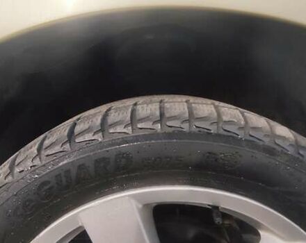 Бежевый Мицубиси Аутлендер, объемом двигателя 2.36 л и пробегом 200 тыс. км за 8300 $, фото 64 на Automoto.ua