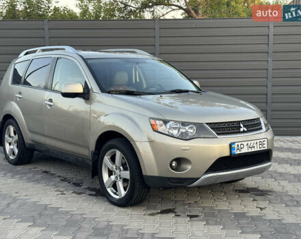 Бежевий Міцубісі Аутлендер, об'ємом двигуна 3 л та пробігом 280 тис. км за 8500 $, фото 1 на Automoto.ua