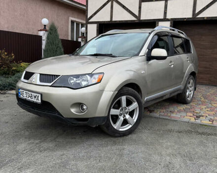 Бежевый Мицубиси Аутлендер, объемом двигателя 2.4 л и пробегом 301 тыс. км за 6100 $, фото 1 на Automoto.ua