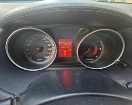 Чорний Міцубісі Аутлендер, об'ємом двигуна 2 л та пробігом 247 тис. км за 9600 $, фото 4 на Automoto.ua