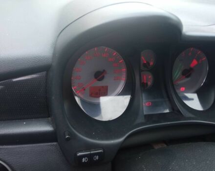 Чорний Міцубісі Аутлендер, об'ємом двигуна 2 л та пробігом 220 тис. км за 5599 $, фото 4 на Automoto.ua