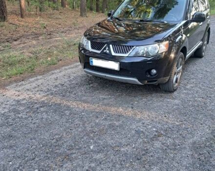 Чорний Міцубісі Аутлендер, об'ємом двигуна 2.4 л та пробігом 241 тис. км за 390786 $, фото 6 на Automoto.ua