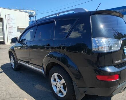 Чорний Міцубісі Аутлендер, об'ємом двигуна 2.4 л та пробігом 180 тис. км за 9000 $, фото 4 на Automoto.ua