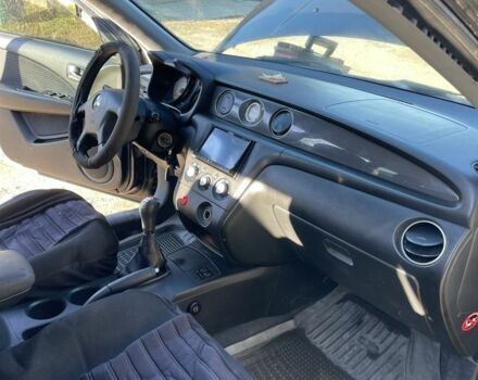 Черный Мицубиси Аутлендер, объемом двигателя 2 л и пробегом 156 тыс. км за 4200 $, фото 11 на Automoto.ua