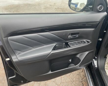 Черный Мицубиси Аутлендер, объемом двигателя 2 л и пробегом 76 тыс. км за 20800 $, фото 14 на Automoto.ua