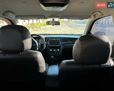 Черный Мицубиси Аутлендер, объемом двигателя 2.4 л и пробегом 267 тыс. км за 6900 $, фото 15 на Automoto.ua