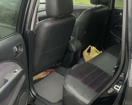 Черный Мицубиси Аутлендер, объемом двигателя 2 л и пробегом 300 тыс. км за 6500 $, фото 13 на Automoto.ua