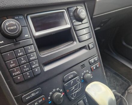 Черный Мицубиси Аутлендер, объемом двигателя 2 л и пробегом 302 тыс. км за 5333 $, фото 4 на Automoto.ua