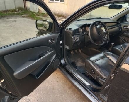 Чорний Міцубісі Аутлендер, об'ємом двигуна 0 л та пробігом 260 тис. км за 3750 $, фото 3 на Automoto.ua