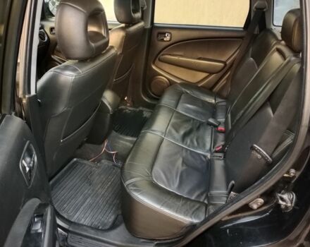 Чорний Міцубісі Аутлендер, об'ємом двигуна 0 л та пробігом 260 тис. км за 3750 $, фото 7 на Automoto.ua