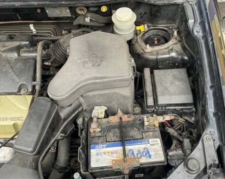 Черный Мицубиси Аутлендер, объемом двигателя 2.38 л и пробегом 270 тыс. км за 5900 $, фото 6 на Automoto.ua