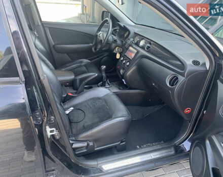 Черный Мицубиси Аутлендер, объемом двигателя 2 л и пробегом 212 тыс. км за 6000 $, фото 33 на Automoto.ua