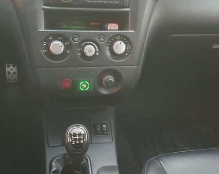 Міцубісі Аутлендер 2006 у Івано-Франківську на Automoto.ua Чорний Міцубісі Аутлендер, об'ємом двигуна 2 л та пробігом 263 тис. км за 7250 $, фото 4 на Automoto.ua