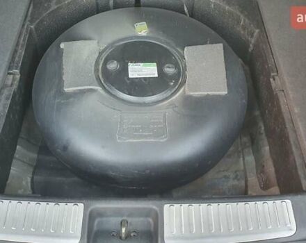 Міцубісі Аутлендер 2006 у Івано-Франківську на Automoto.ua Чорний Міцубісі Аутлендер, об'ємом двигуна 2 л та пробігом 263 тис. км за 7250 $, фото 8 на Automoto.ua