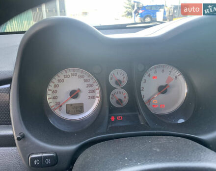 Черный Мицубиси Аутлендер, объемом двигателя 2 л и пробегом 212 тыс. км за 6000 $, фото 14 на Automoto.ua